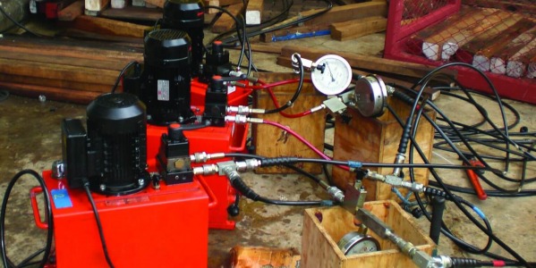 Pompy hydrauliczne – specjalistyczny sprzęt dla przemysłu